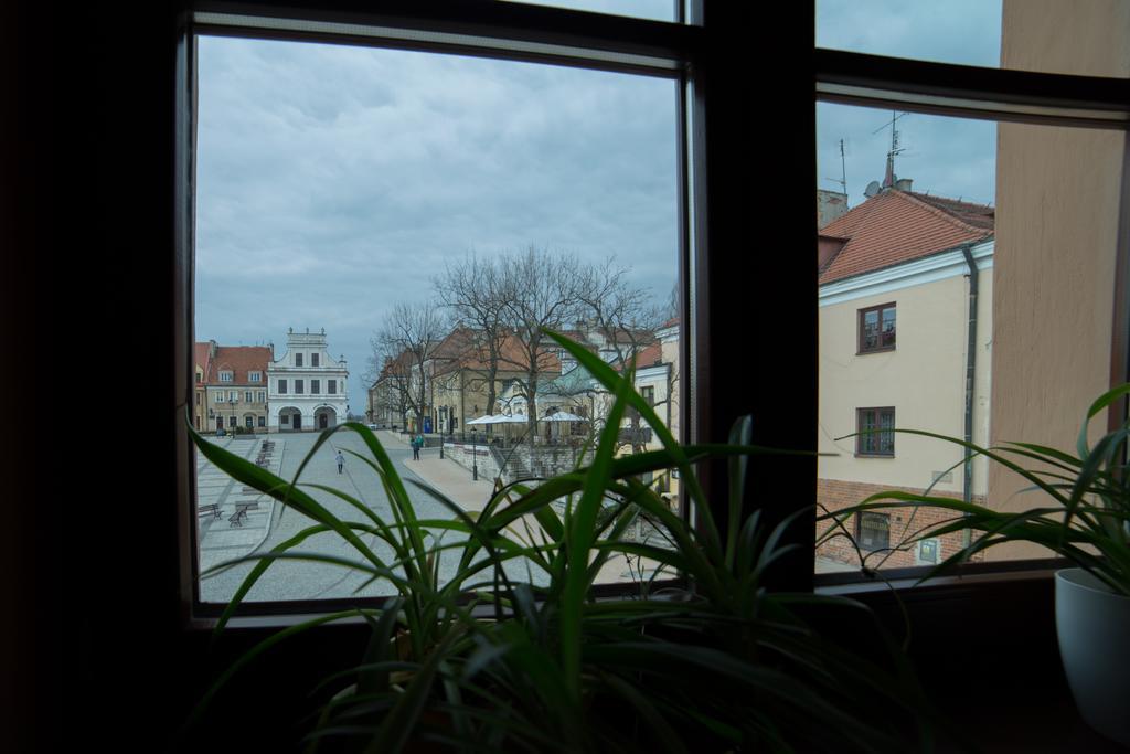 Rynek 16 Aparthotel ซานดอเมียร์ช ภายนอก รูปภาพ