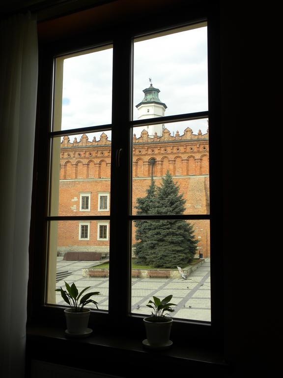 Rynek 16 Aparthotel ซานดอเมียร์ช ภายนอก รูปภาพ